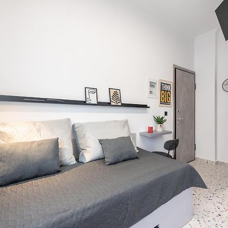 Tiny Apartment Athena Bagian luar foto