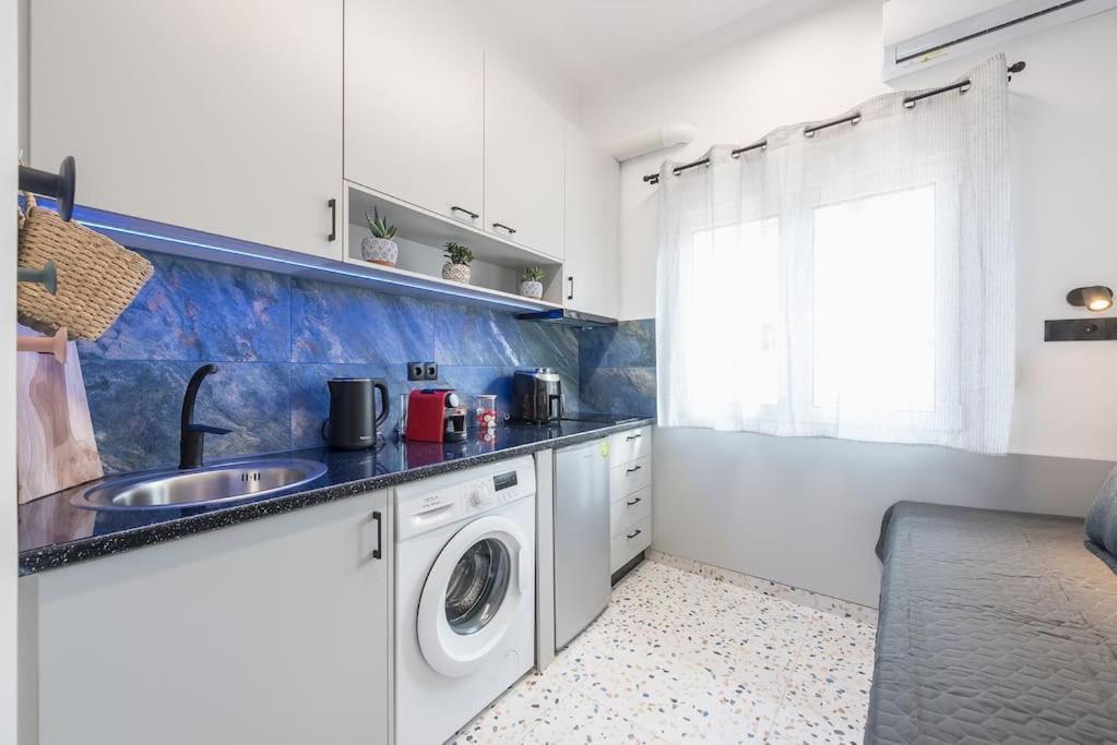 Tiny Apartment Athena Bagian luar foto